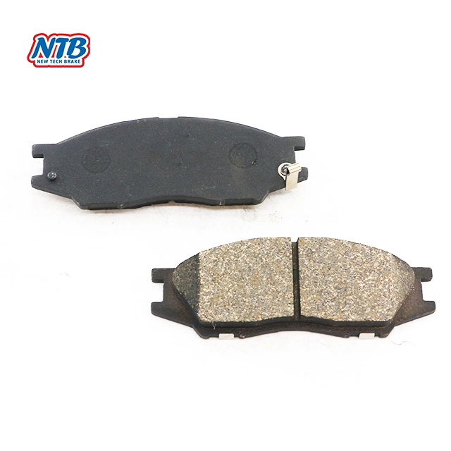 D1193 Semi/Low Metallic Ceramic Non-Asbestos Brake Pads Car Parts for Nissan/Nissan (DONGFENG) /R Enault